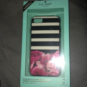 Kate Spade iPhone 7 case.